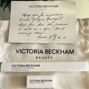 VB Beauty. Satin Kajal liner with sharpener. Bronze. Bag not included